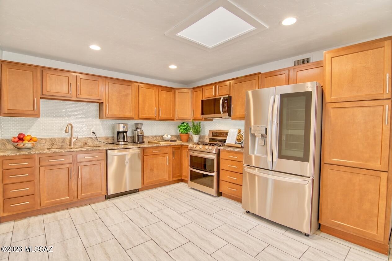 745 North Richey Boulevard Tucson, AZ 85716 - Photo 3 of 36