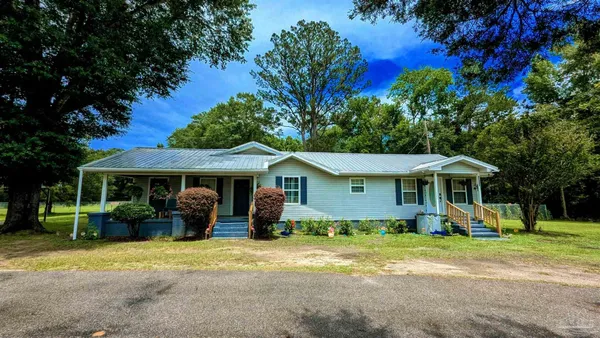 $220,000 | 29744 Hwy 17 Millry Al, Millry, AL 36558