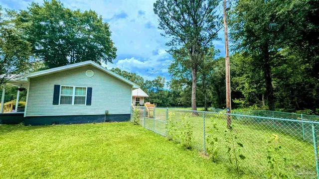 $220,000 | 29744 Hwy 17 Millry Al, Millry, AL 36558