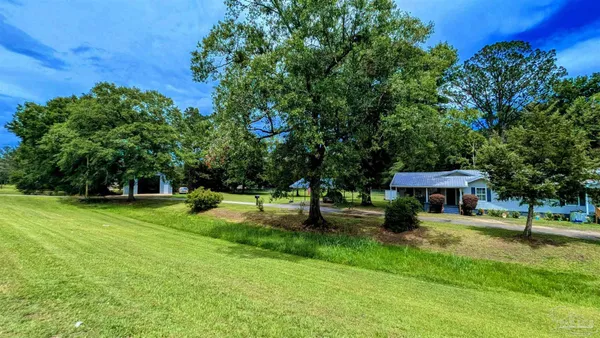 $220,000 | 29744 Hwy 17 Millry Al, Millry, AL 36558