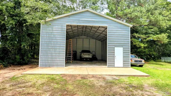 $220,000 | 29744 Hwy 17 Millry Al, Millry, AL 36558