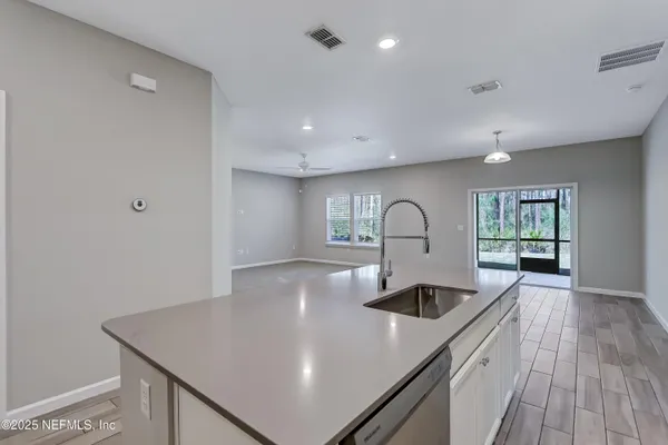 $1,950 | 10167 Pavnes Creek Drive, Jacksonville, FL 32222