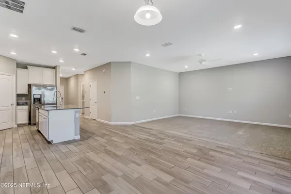 $1,950 | 10167 Pavnes Creek Drive, Jacksonville, FL 32222