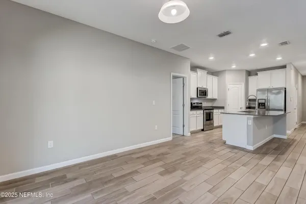 $1,950 | 10167 Pavnes Creek Drive, Jacksonville, FL 32222