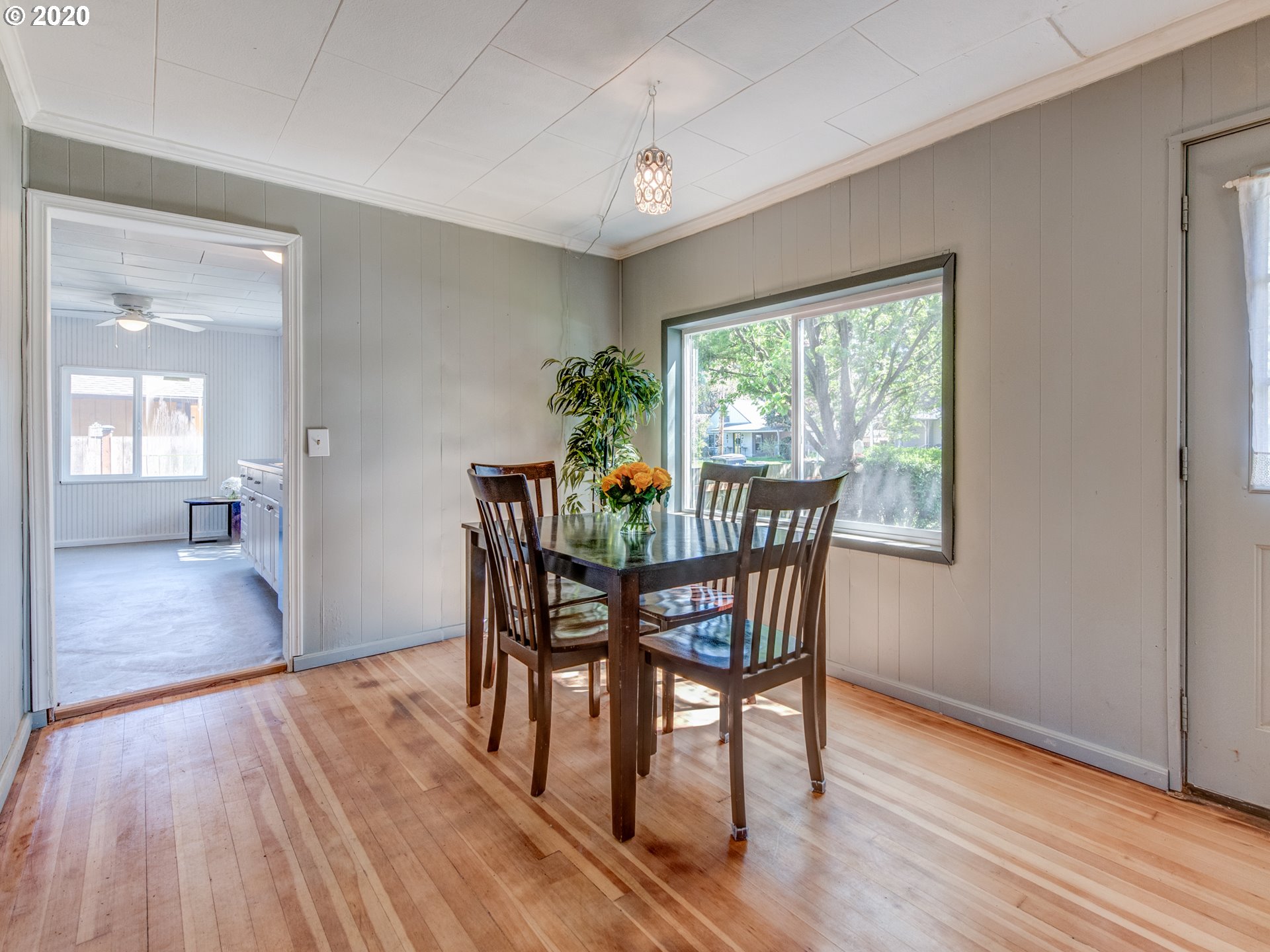 790 West N Street Springfield, OR 97477 - Photo 9 of 28