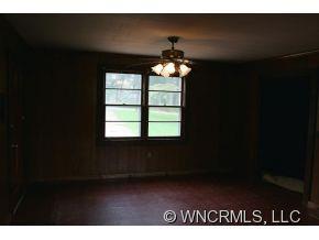 374 Collett Street Rutherfordton, NC 28139 - Photo 4 of 12