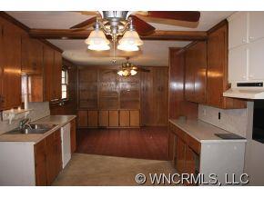 374 Collett Street Rutherfordton, NC 28139 - Photo 6 of 12