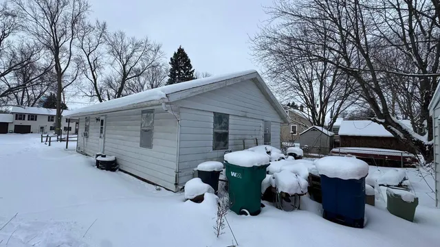 $100,000 | 123 Laurel Street, La Porte, IN 46350