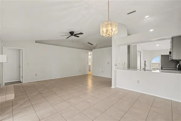 $2,200 | 13618 Laraway Drive, Riverview, FL 33579