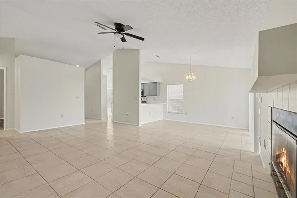 $2,200 | 13618 Laraway Drive, Riverview, FL 33579