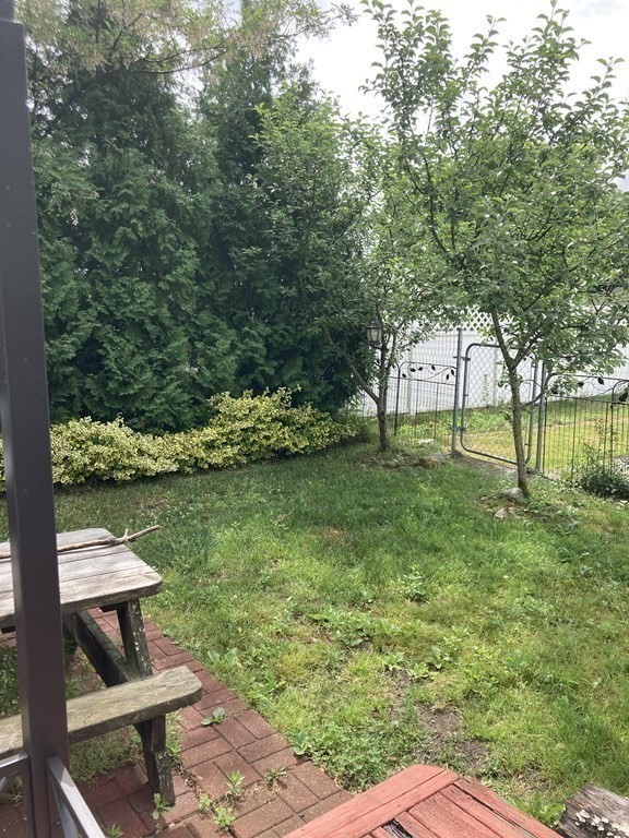 112 Ruthellen Road Bellingham, MA 02019 - Photo 20 of 23 Gallery Image 20