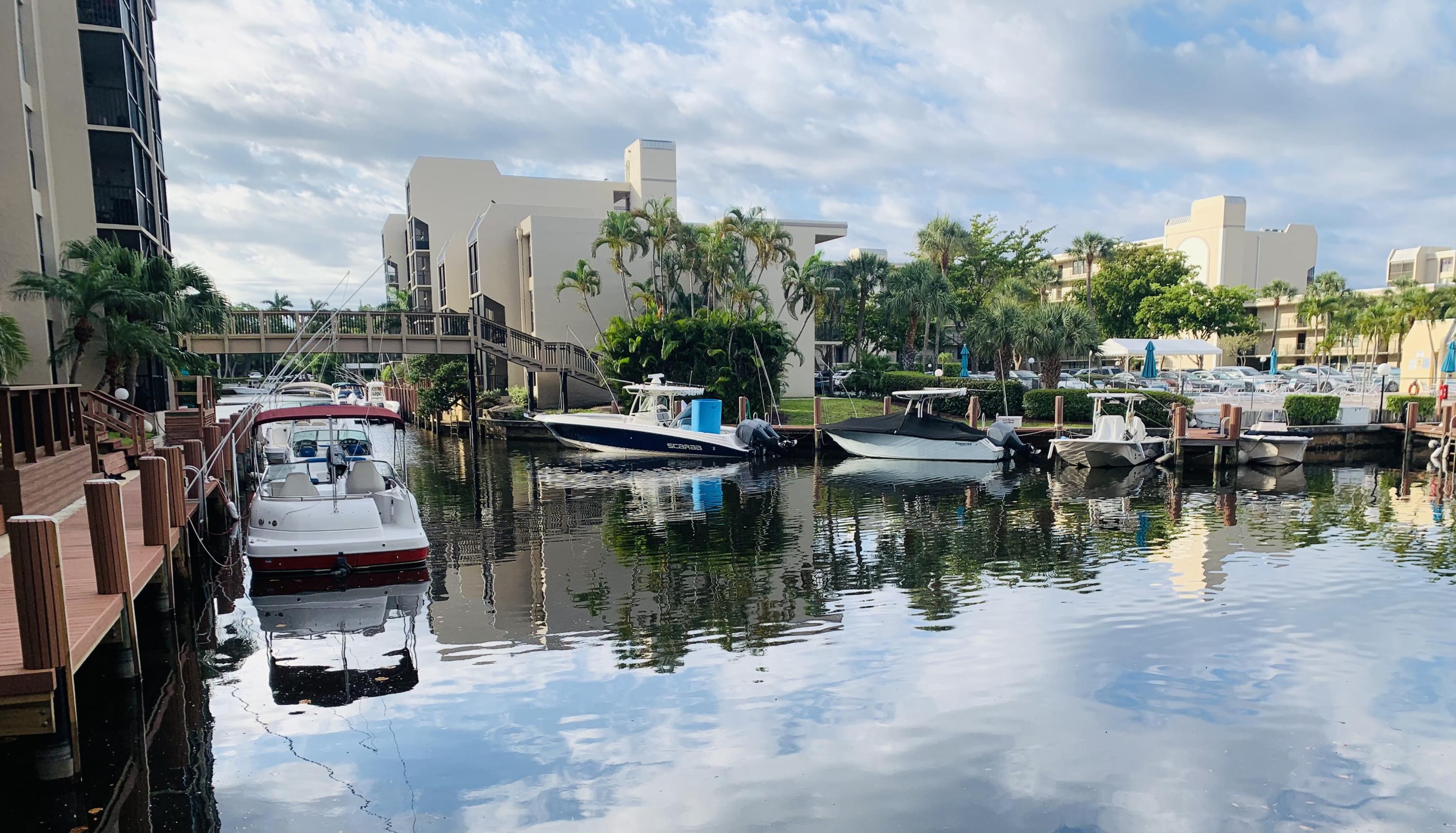 4 Royal Palm Way, Unit 5050 Boca Raton, FL 33432 - Photo 36 of 46 Marina