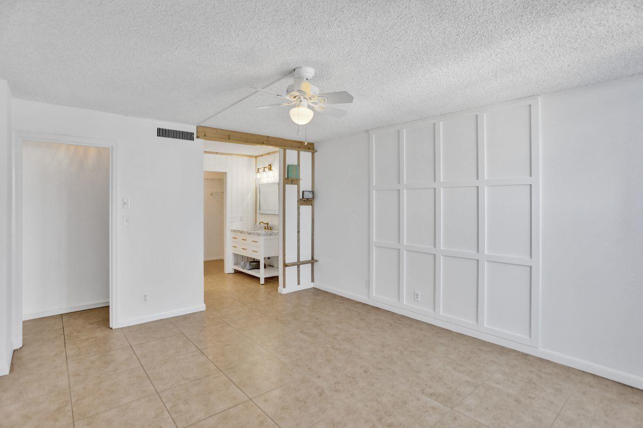 4 Royal Palm Way, Unit 5050 Boca Raton, FL 33432 - Photo 6 of 46 Primary Bedroom