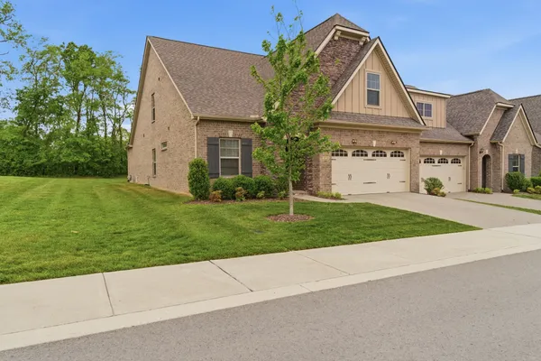 $464,000 | 3223 Chaucer Lane, Gallatin, TN 37066