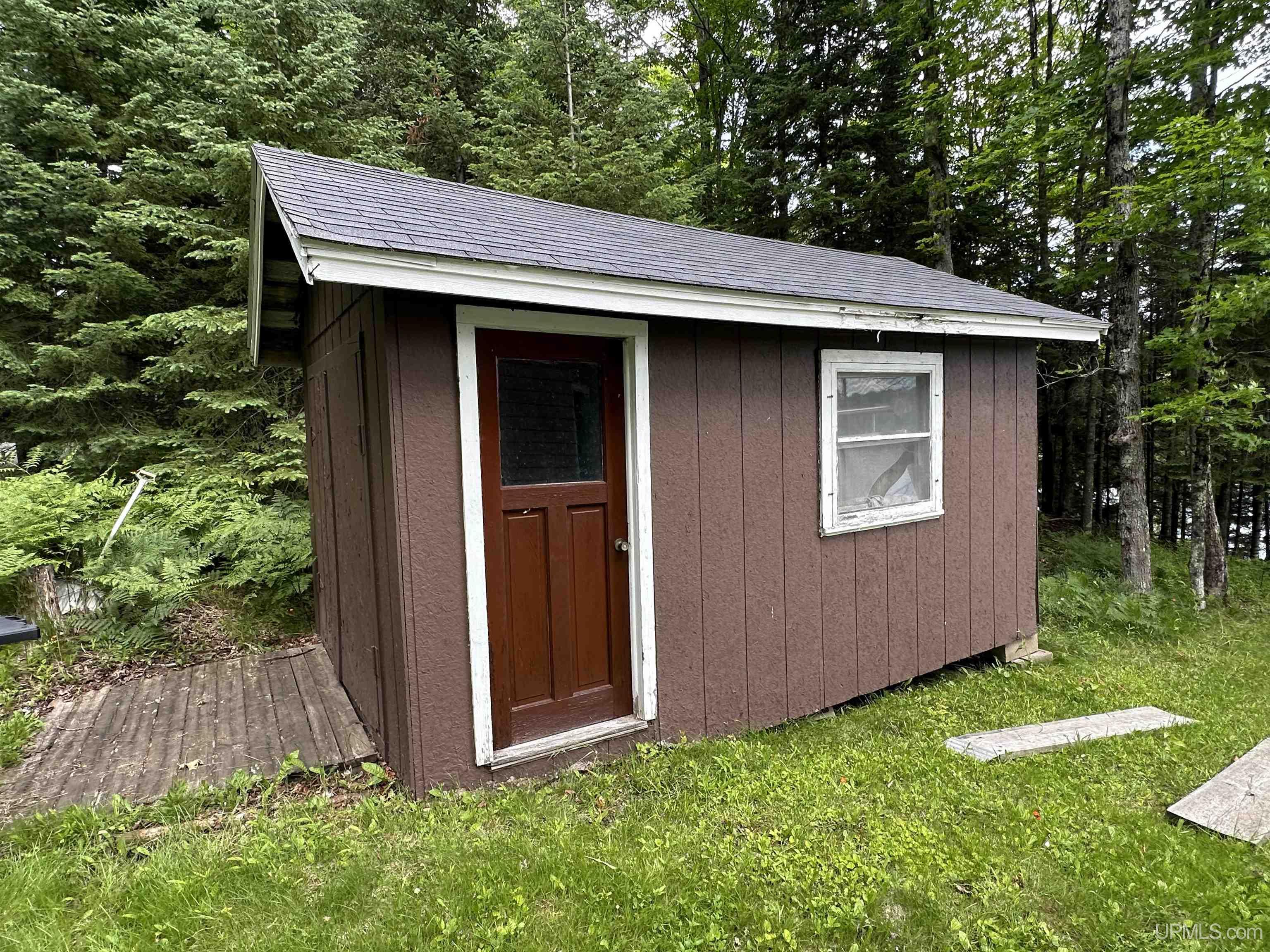 13797 State Line Lake Road East Marenisco, MI 49947 - Photo 4 of 19