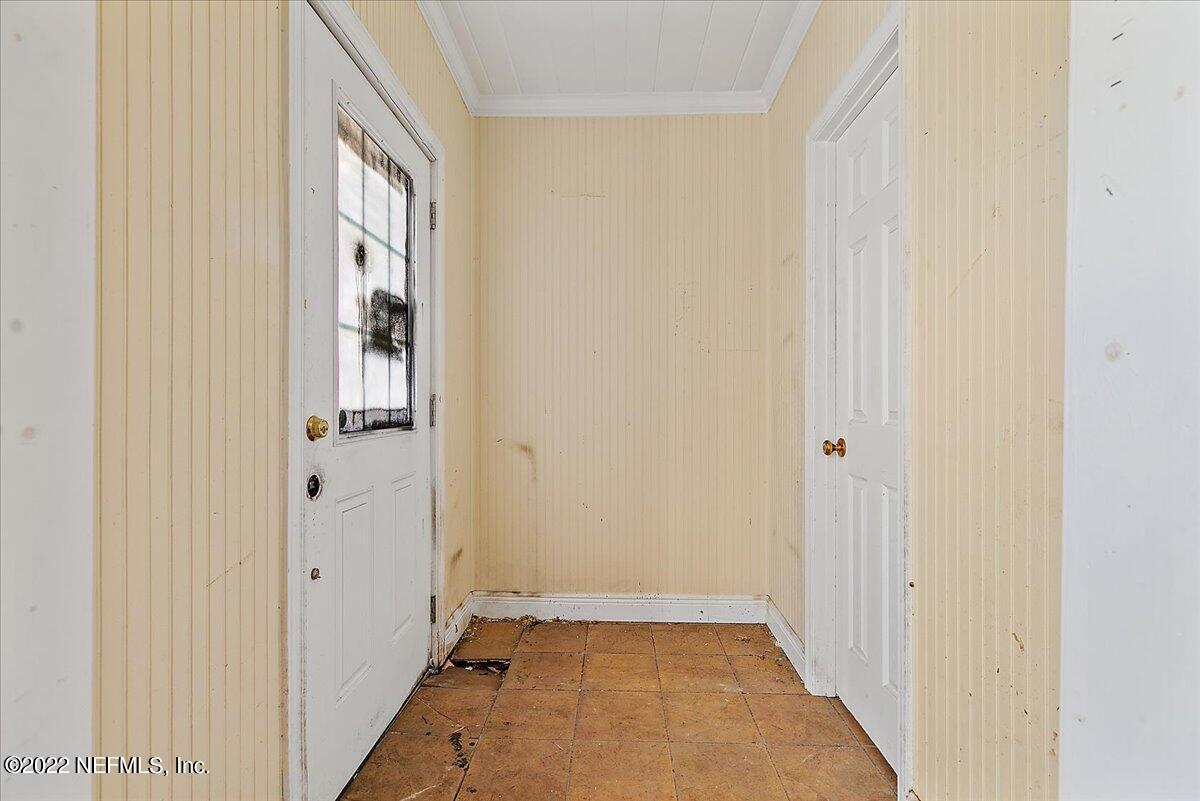 1706-1708 3rd Street Neptune Beach, FL 32266 - Photo 11 of 23 13-Foyer