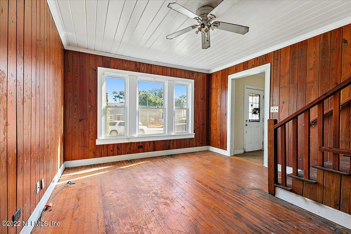 1706-1708 3rd Street Neptune Beach, FL 32266 - Photo 12 of 23 14-Living Room