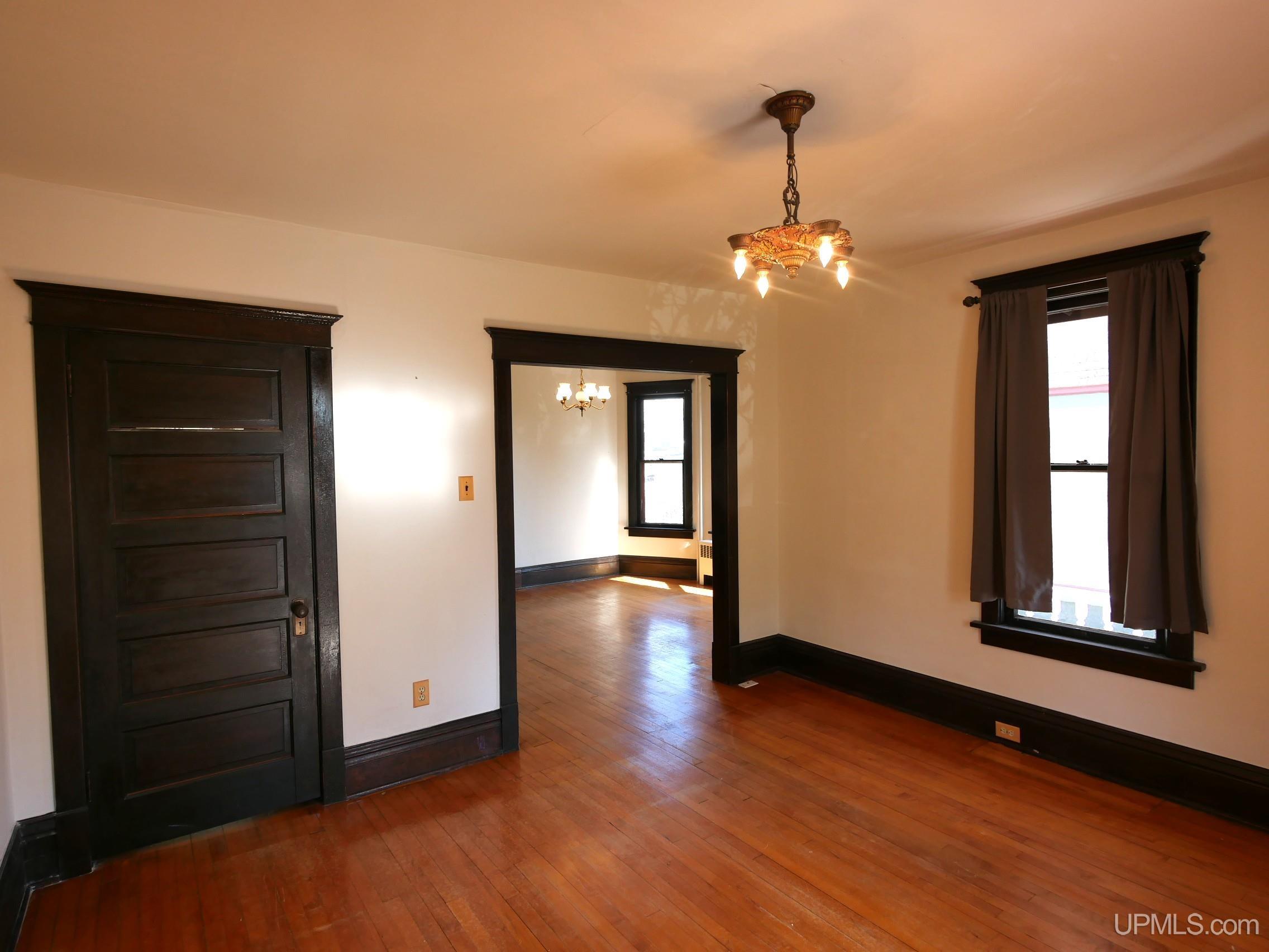 1115 Summit Street Hancock, MI 49930 - Photo 13 of 68