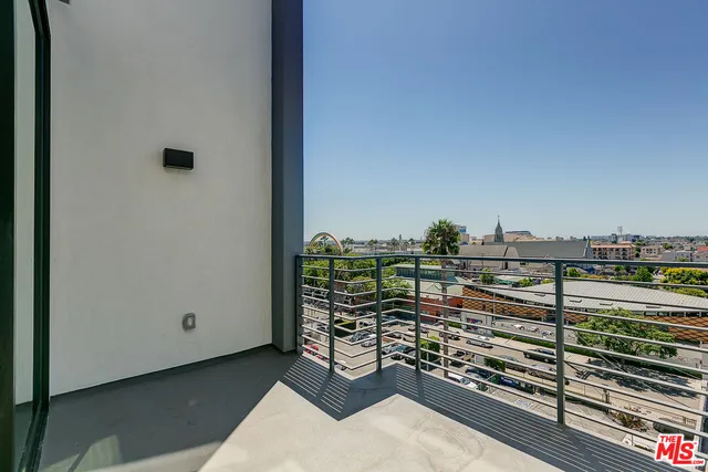 $3,695 | 3833 Dunn Drive, Unit 406, Culver City, CA 90232