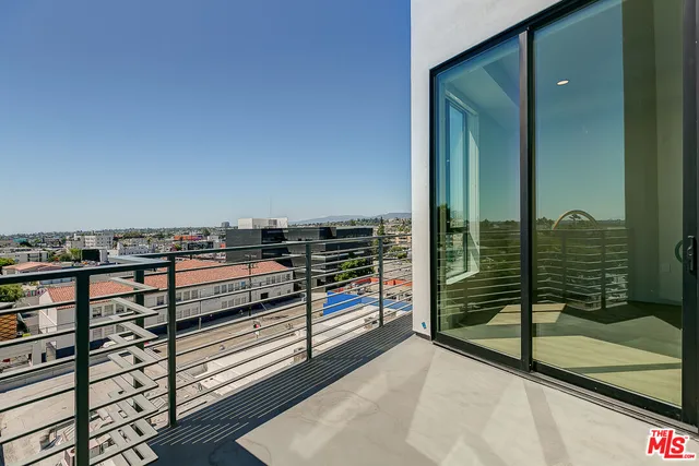 $3,695 | 3833 Dunn Drive, Unit 406, Culver City, CA 90232
