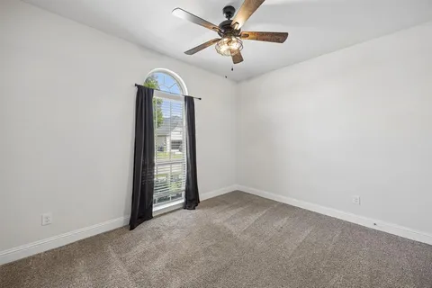 $2,650 | 228 Glenwood Drive, Oak Point, TX 75068