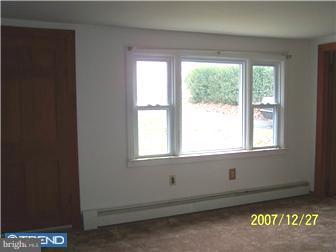 4900 Concord Road Aston, PA 19014 - Photo 3 of 11 Living Room