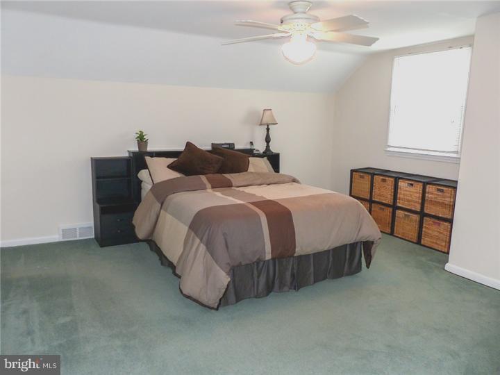 222 Overlook Road Ambler, PA 19002 - Photo 7 of 25 Bedroom - Main