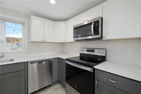 $654,900 | 8 Deluca Street, Johnston, RI 02919