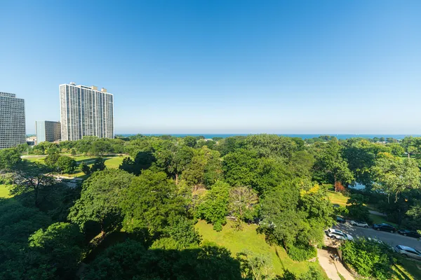 $2,000,000 | 2600 North Lakeview Avenue, Unit 9B, Chicago, IL 60614