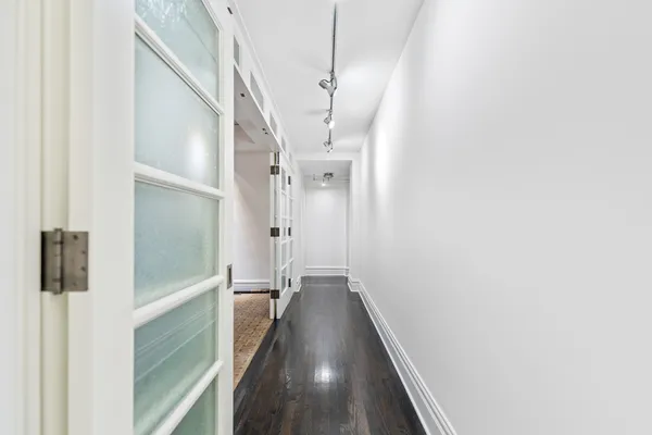 $2,000,000 | 2600 North Lakeview Avenue, Unit 9B, Chicago, IL 60614