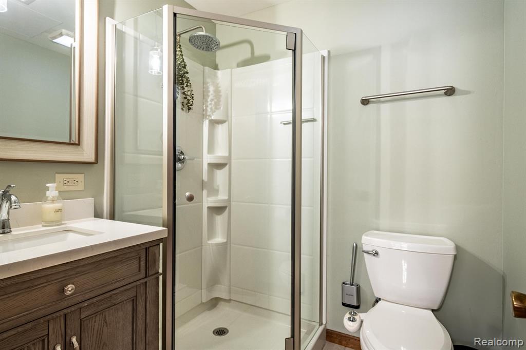 2302 Colorado Avenue Rochester Hills, MI 48309 - Photo 33 of 53 Gallery Image 33