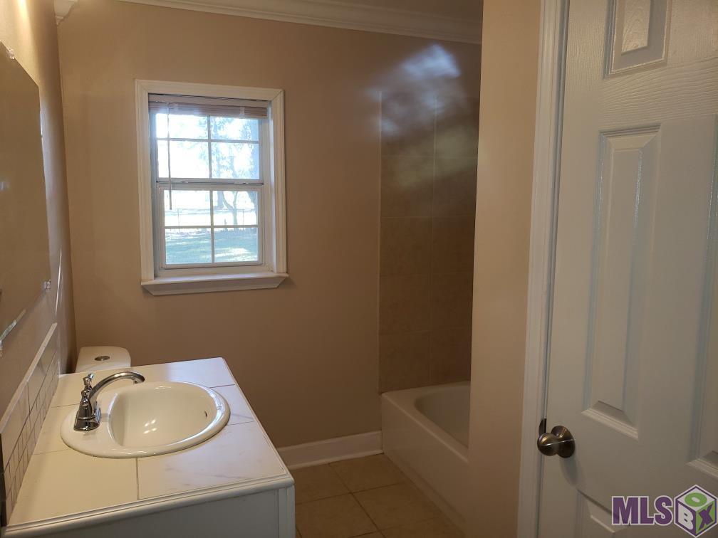 5912 Linden Street Baton Rouge, LA 70805 - Photo 4 of 7 Gallery Image 4