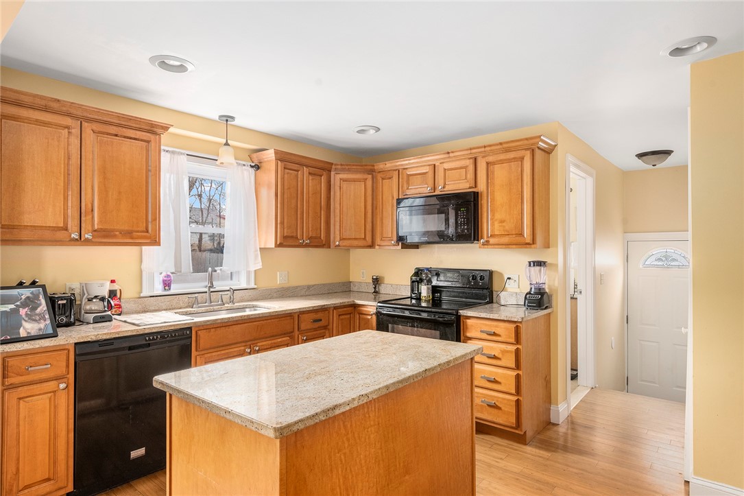 203 Holmes Road Warwick, RI 02888 - Photo 16 of 31 Gallery Image 16