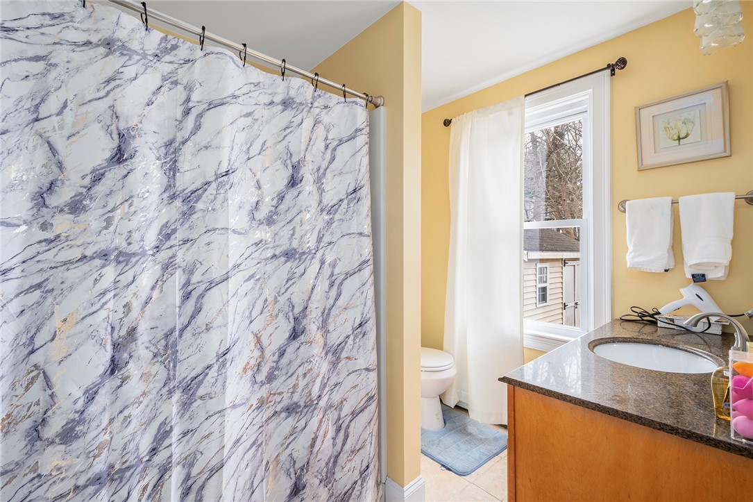 203 Holmes Road Warwick, RI 02888 - Photo 17 of 31 Gallery Image 17