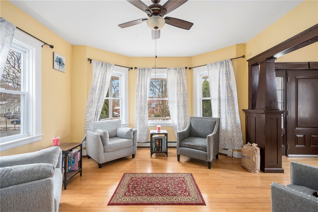 203 Holmes Road Warwick, RI 02888 - Photo 9 of 31 Gallery Image 9
