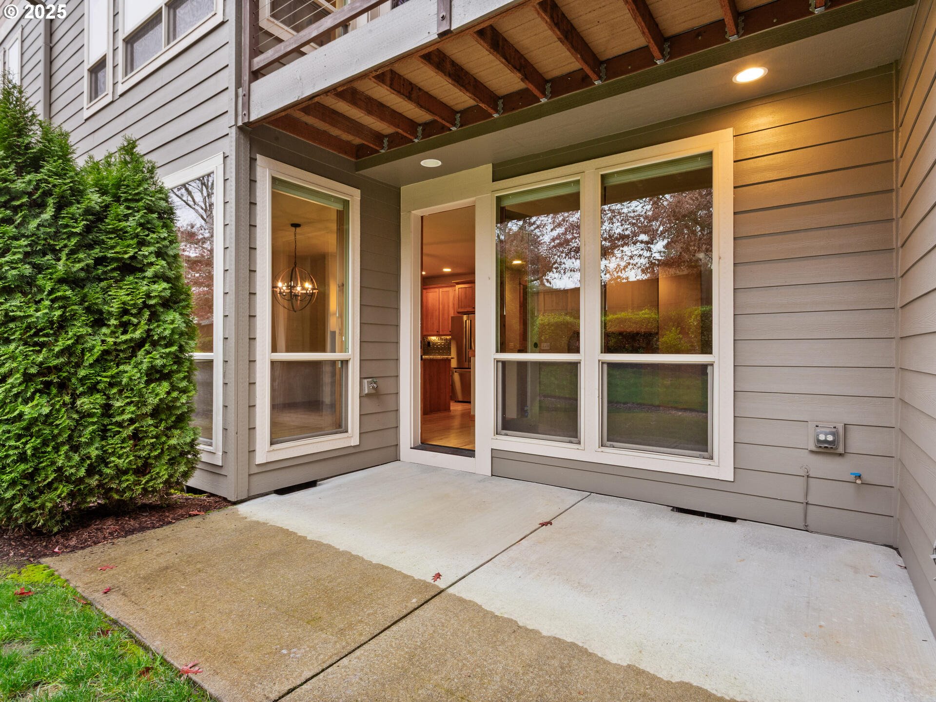 12800 Northeast Salmon Creek Avenue, Unit 119 Vancouver, WA 98686 - Photo 44 of 46 a view of a door of the house