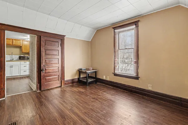 $139,900 | 1309 Wells Place, Kalamazoo, MI 49001