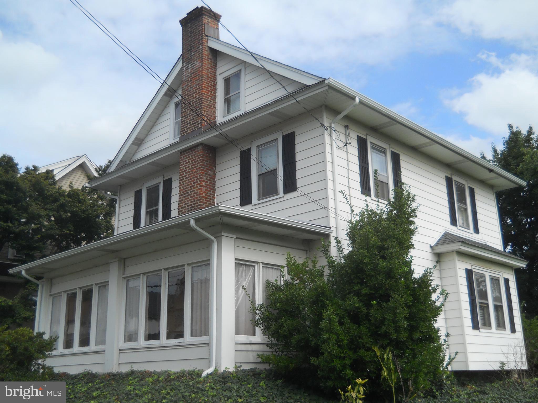 57 Harvard Road Havertown, PA 19083 - Photo 2 of 5