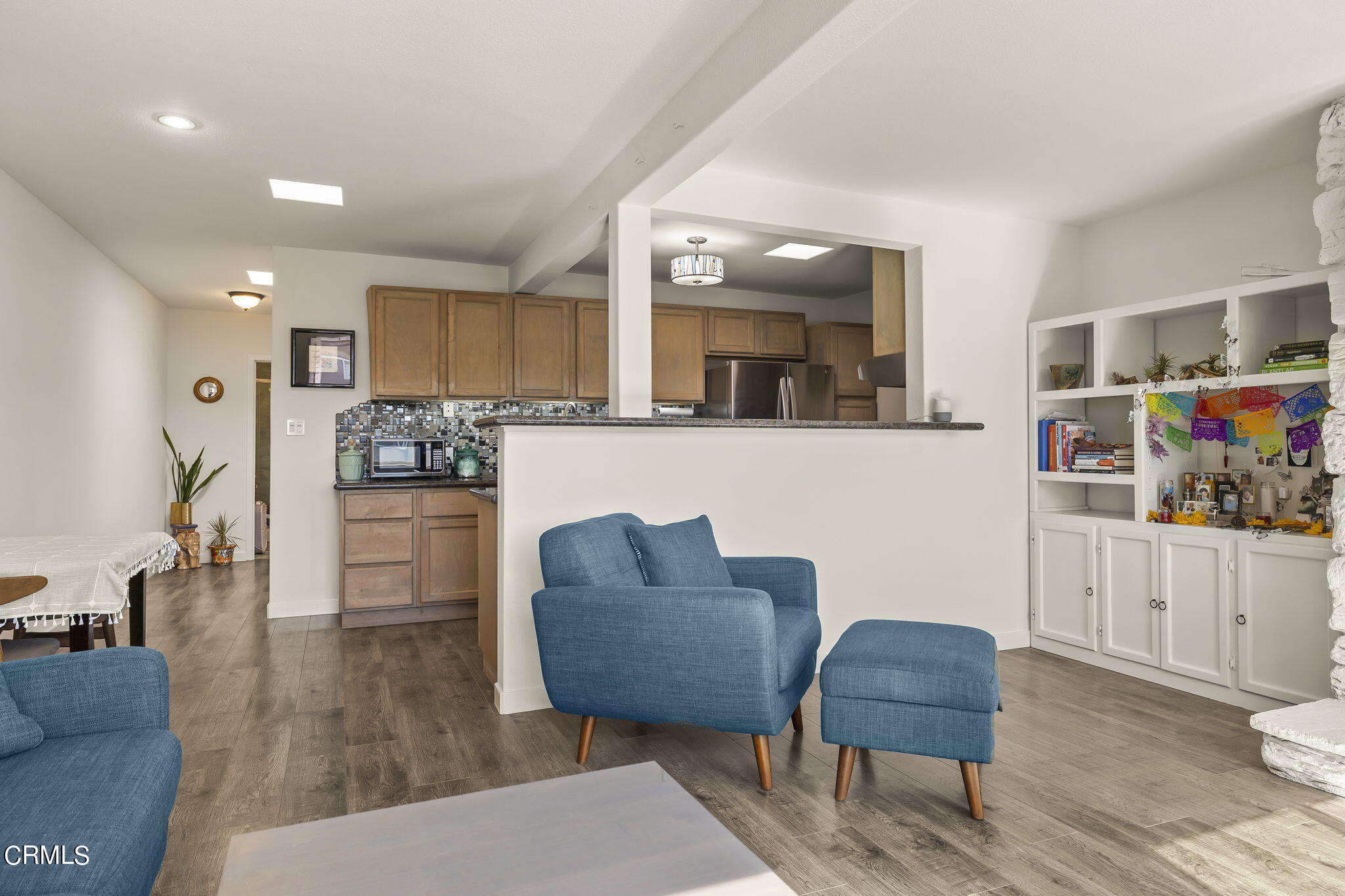 229 Rossmore Drive Oxnard, CA 93035 - Photo 22 of 54 28-web-or-mls-UpmarketMedia_229Ross-84