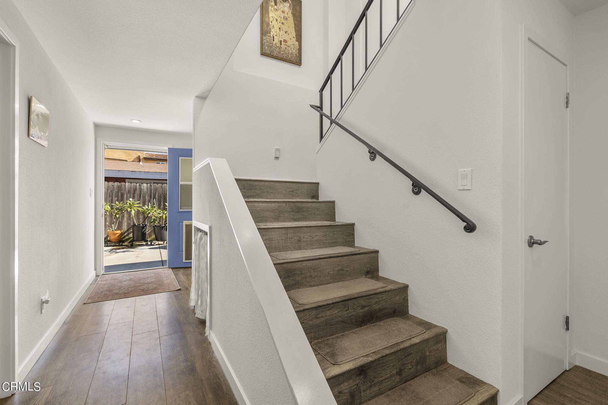 229 Rossmore Drive Oxnard, CA 93035 - Photo 9 of 54 5-web-or-mls-UpmarketMedia_229Ross-14