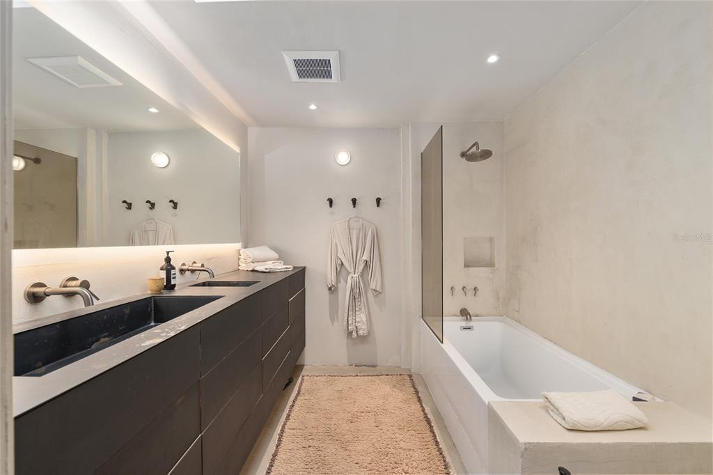 2062 Northwest 11th Road Gainesville, FL 32605 - Photo 51 of 100