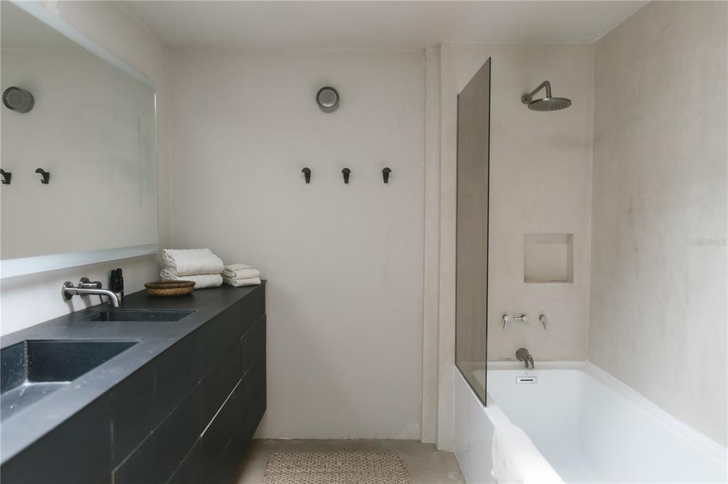 2062 Northwest 11th Road Gainesville, FL 32605 - Photo 54 of 100