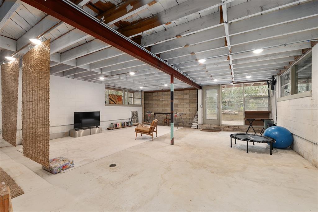 2062 Northwest 11th Road Gainesville, FL 32605 - Photo 79 of 100