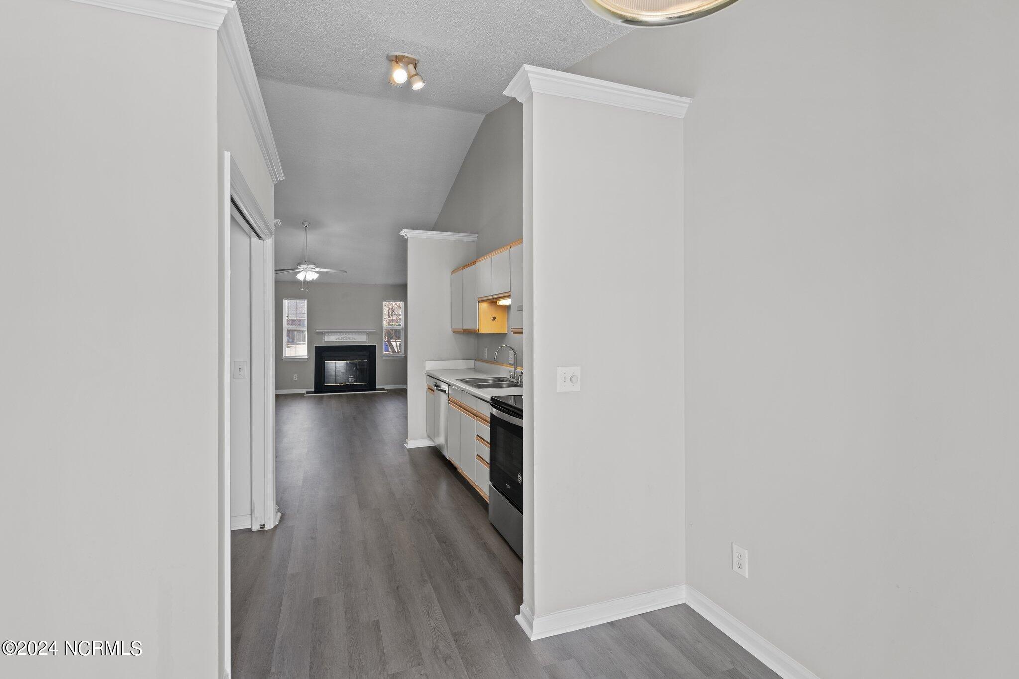 2606 Richard Drive, Unit B Greenville, NC 27834 - Photo 11 of 28 12-web-or-mls-BLS_0021