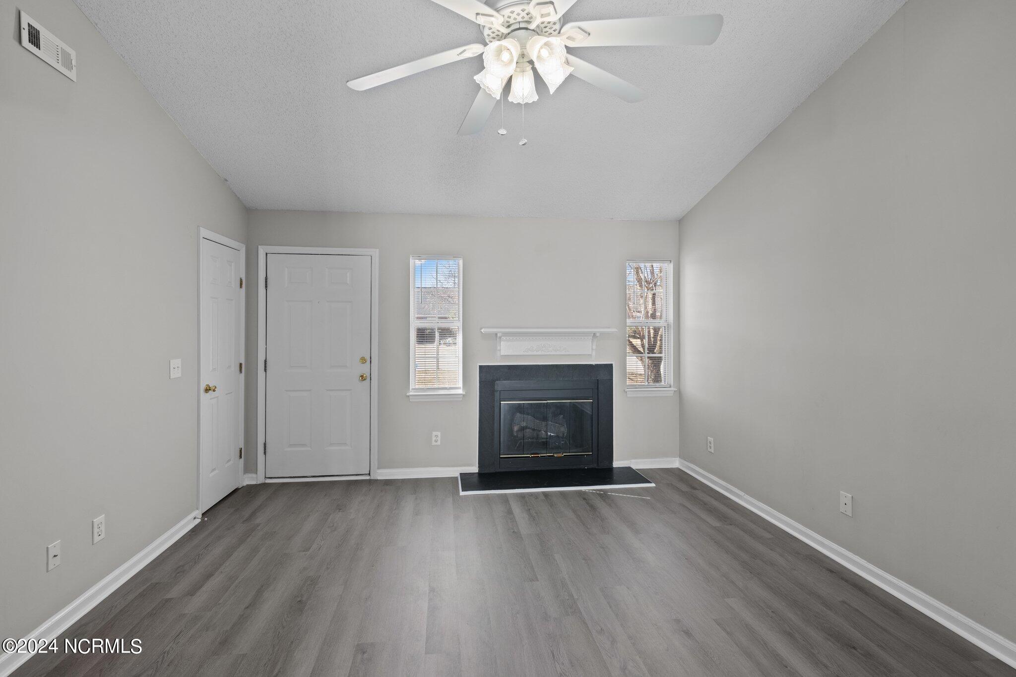 2606 Richard Drive, Unit B Greenville, NC 27834 - Photo 12 of 28 13-web-or-mls-BLS_0006