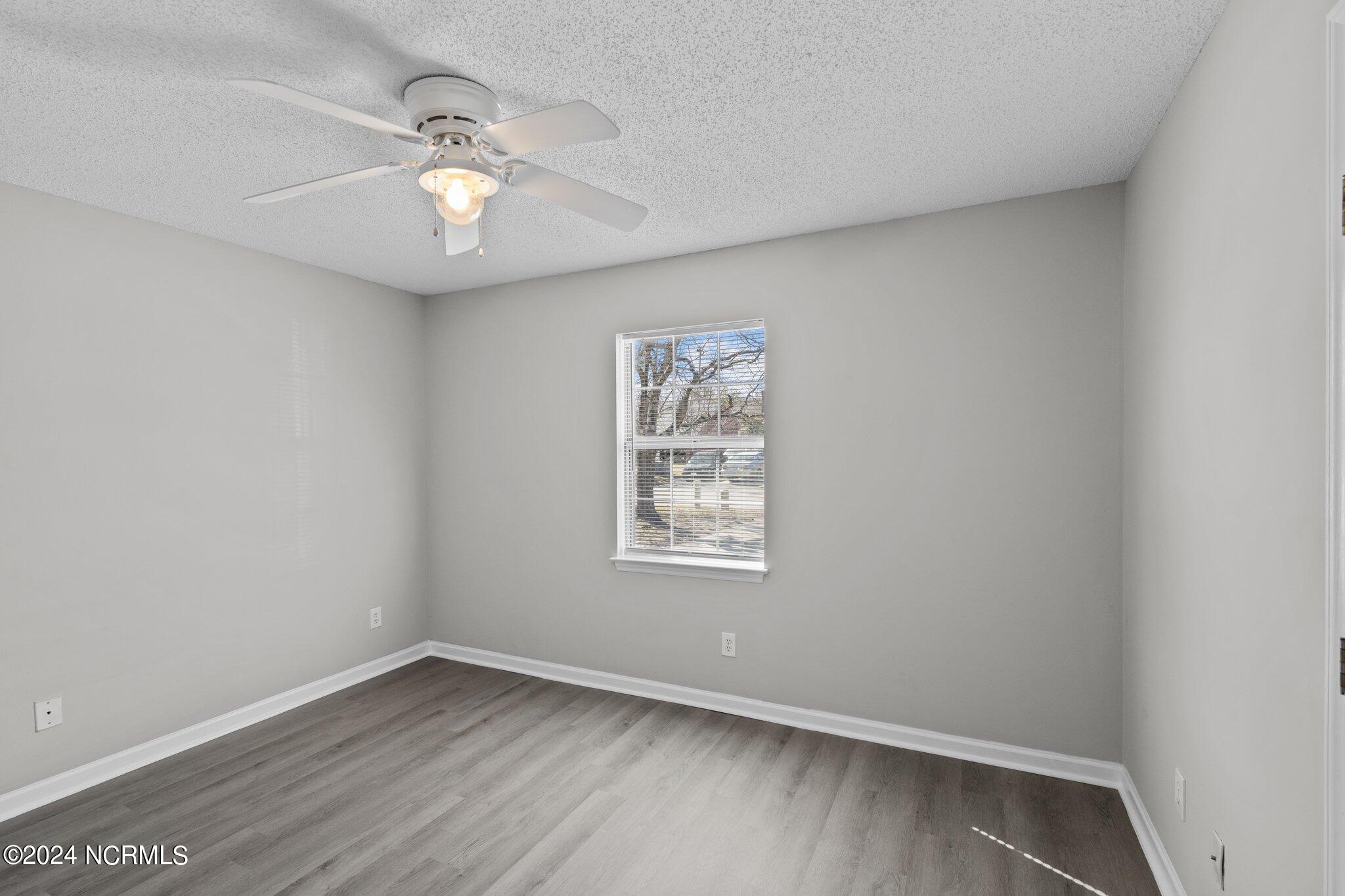 2606 Richard Drive, Unit B Greenville, NC 27834 - Photo 14 of 28 15-web-or-mls-BLS_0027