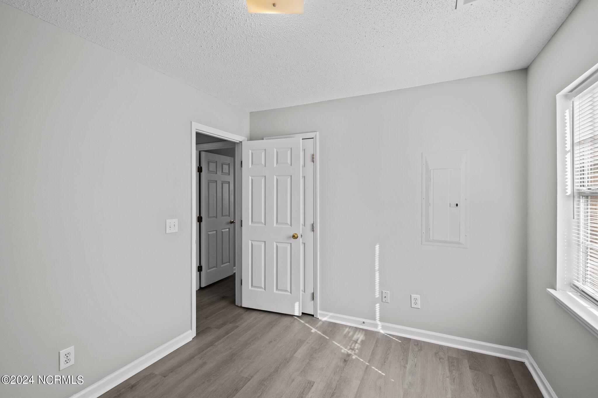 2606 Richard Drive, Unit B Greenville, NC 27834 - Photo 18 of 28 19-web-or-mls-BLS_0039