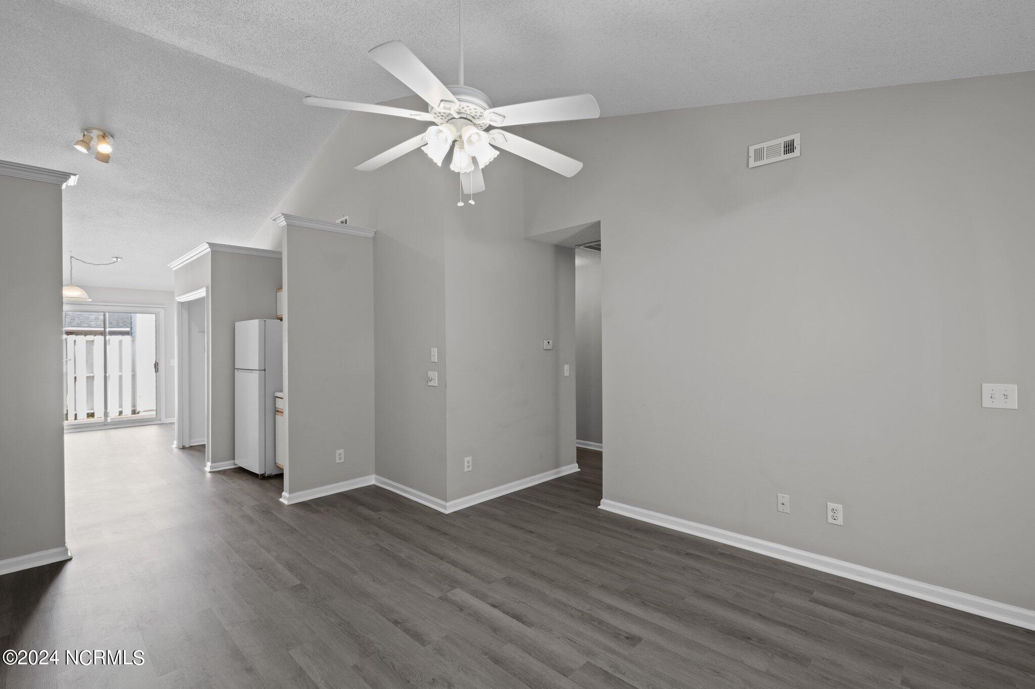 2606 Richard Drive, Unit B Greenville, NC 27834 - Photo 22 of 28 23-web-or-mls-BLS_0051