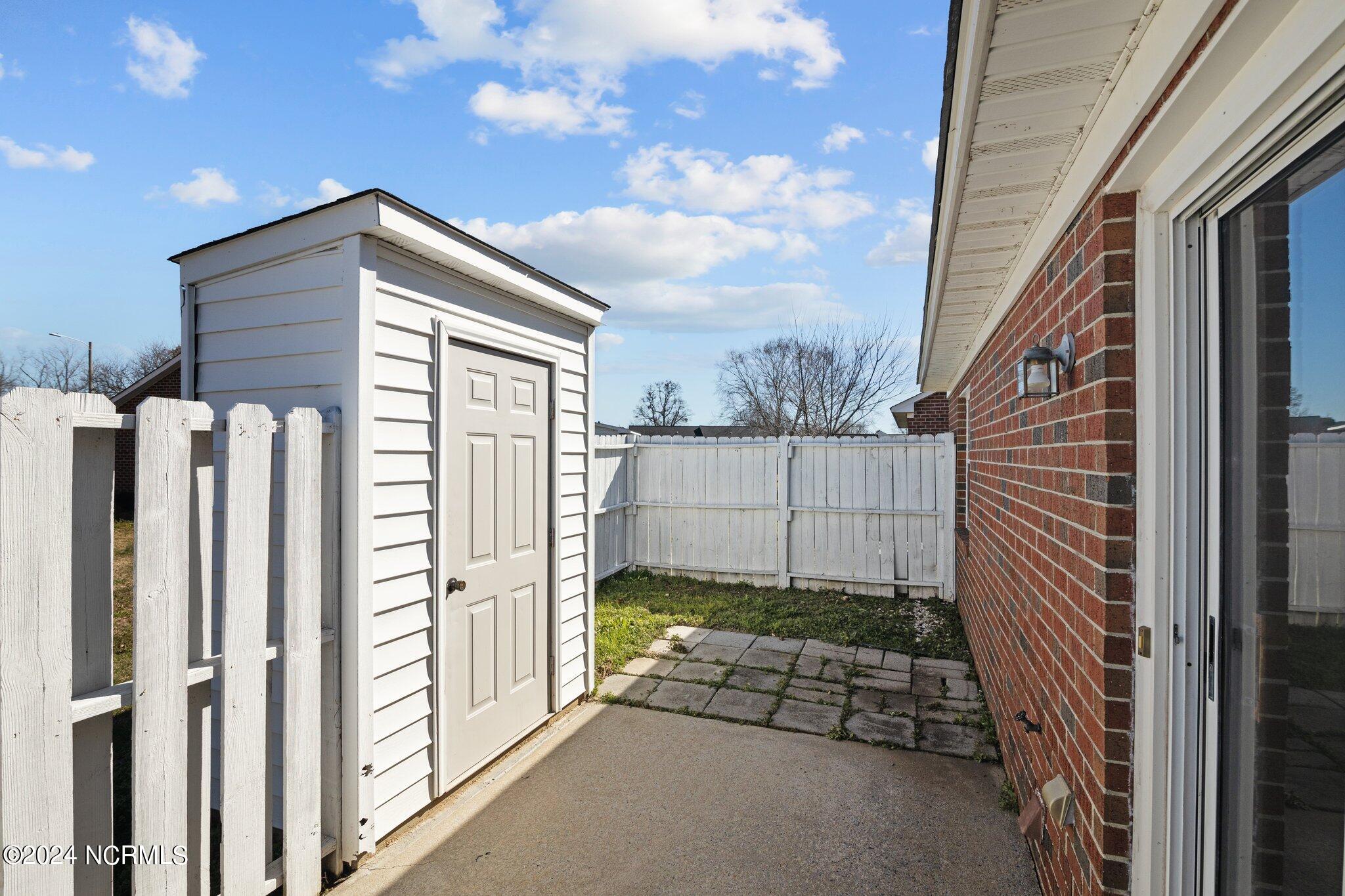 2606 Richard Drive, Unit B Greenville, NC 27834 - Photo 26 of 28 26-web-or-mls-BLS_0001