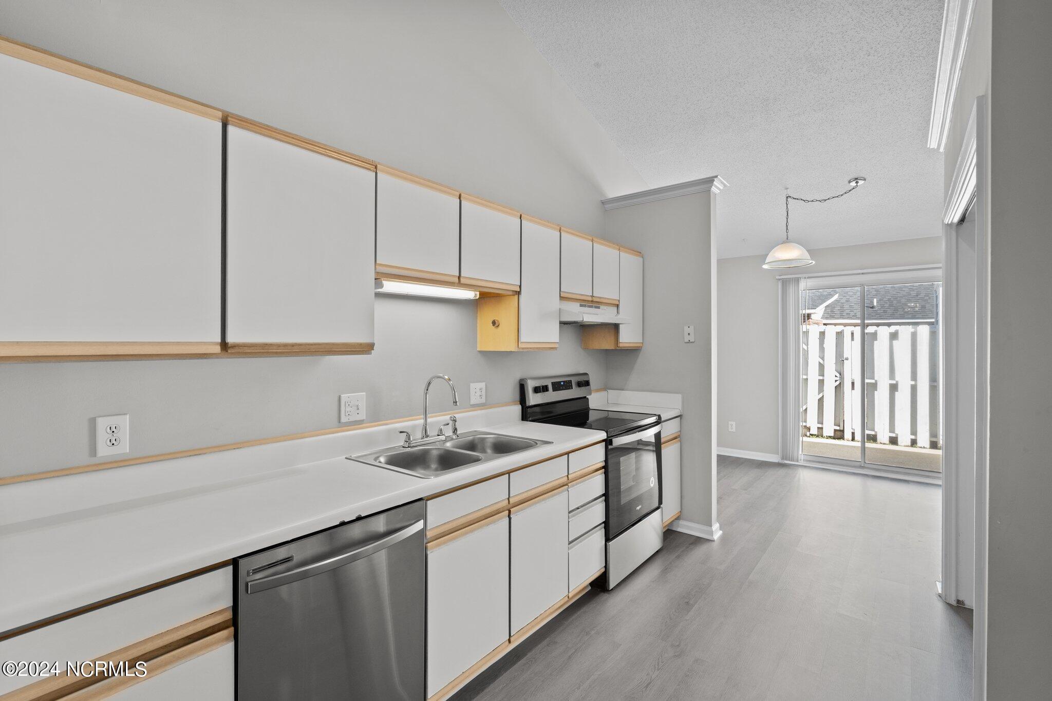 2606 Richard Drive, Unit B Greenville, NC 27834 - Photo 7 of 28 8-web-or-mls-BLS_0012